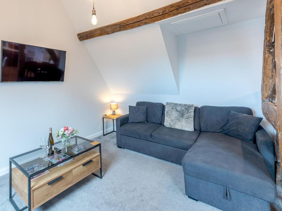 Pass The Keys 5C Charming Town Centre Apartment With Roof Top Views Шрусбери Экстерьер фото